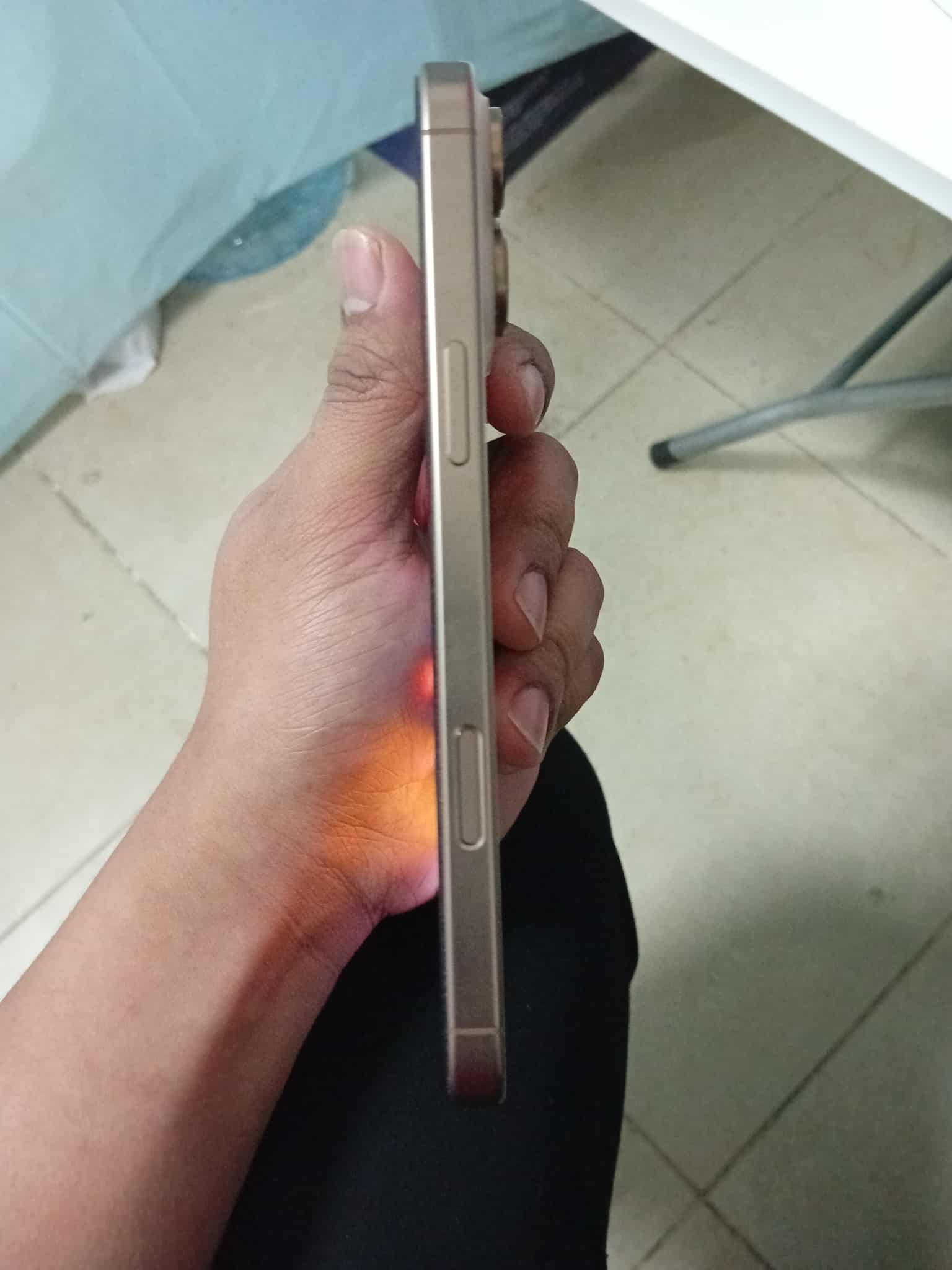 Iphone 16 pro max - Image 4