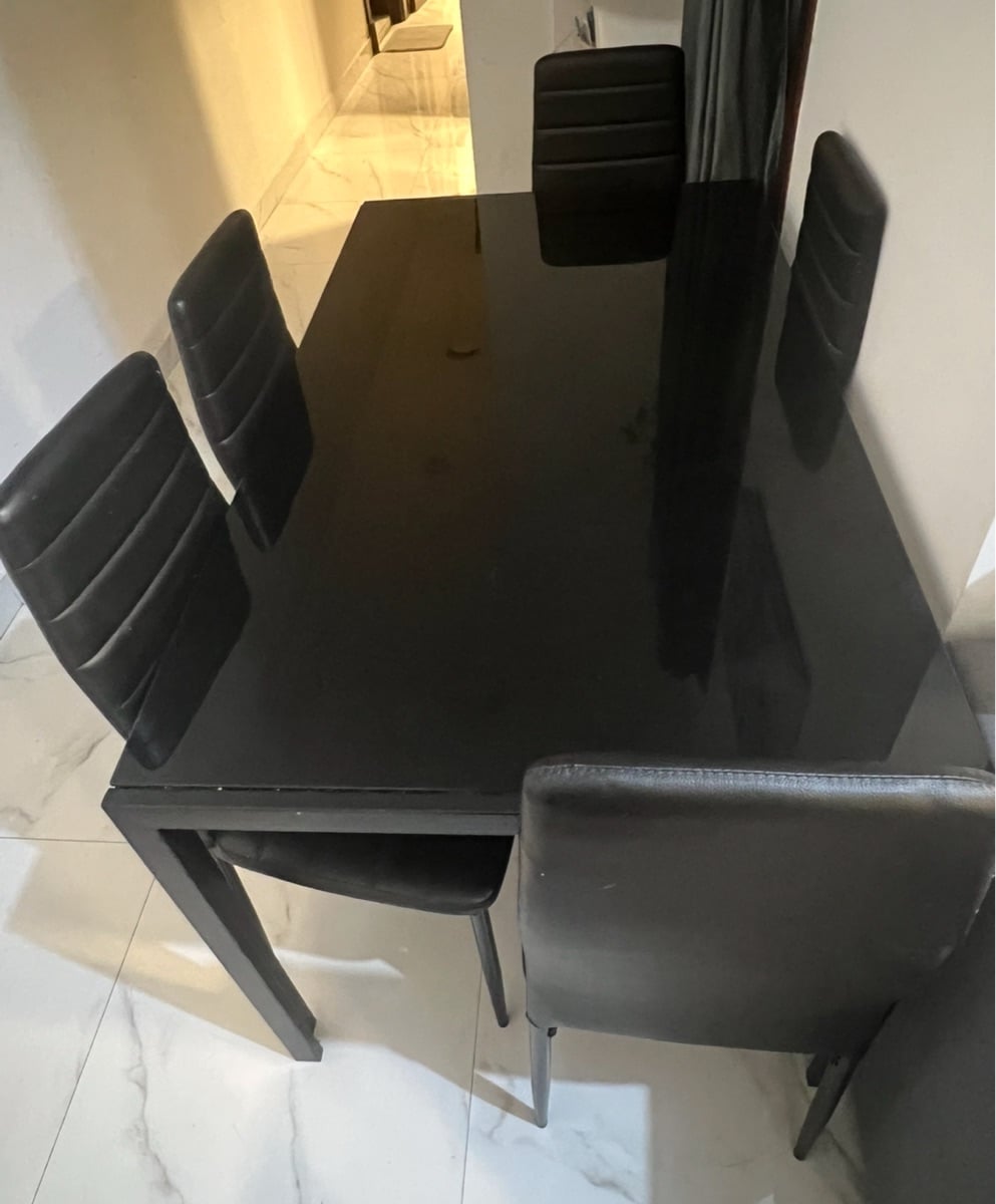 6 seater Glass top Dining table for sale - Image 1