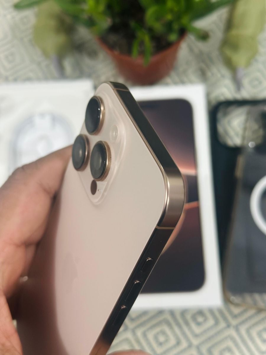 Iphone 16 pro max 256 gb like a new condition - Image 8