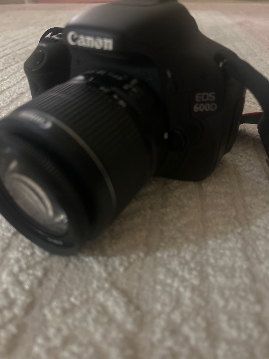 Canon 600D - Image 1