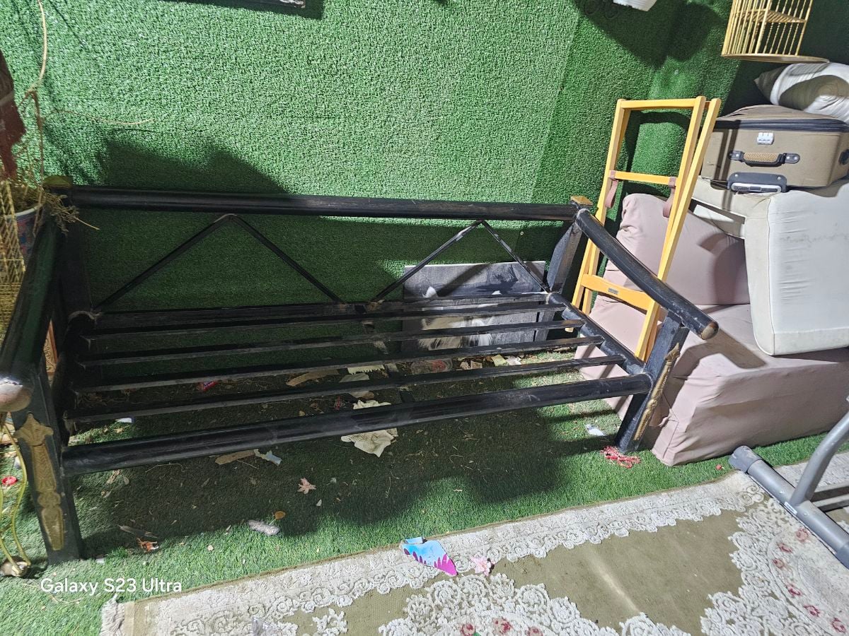 Out door chairs - Image 1