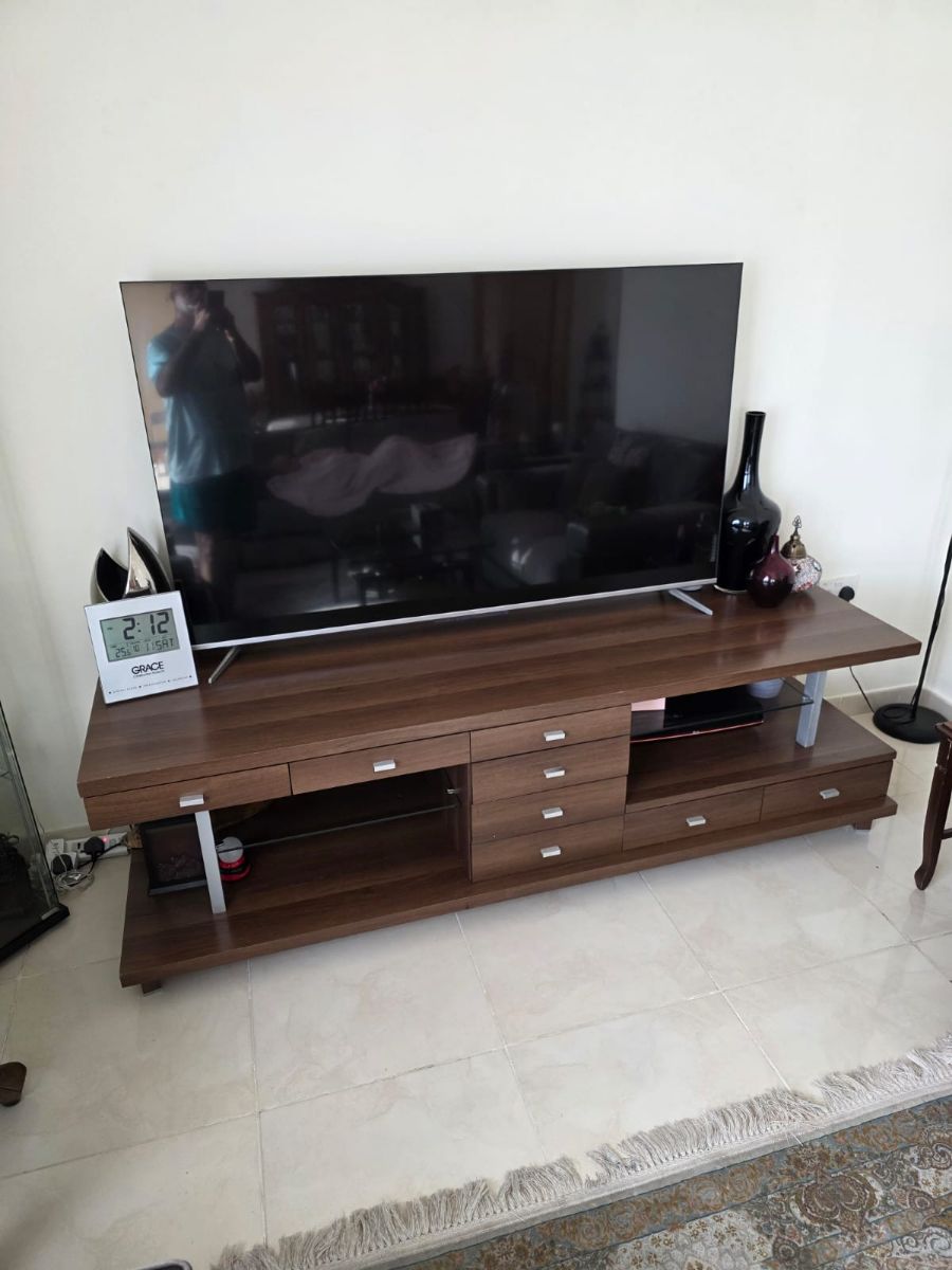 Decorative Crockery unit in Living space - Image 4
