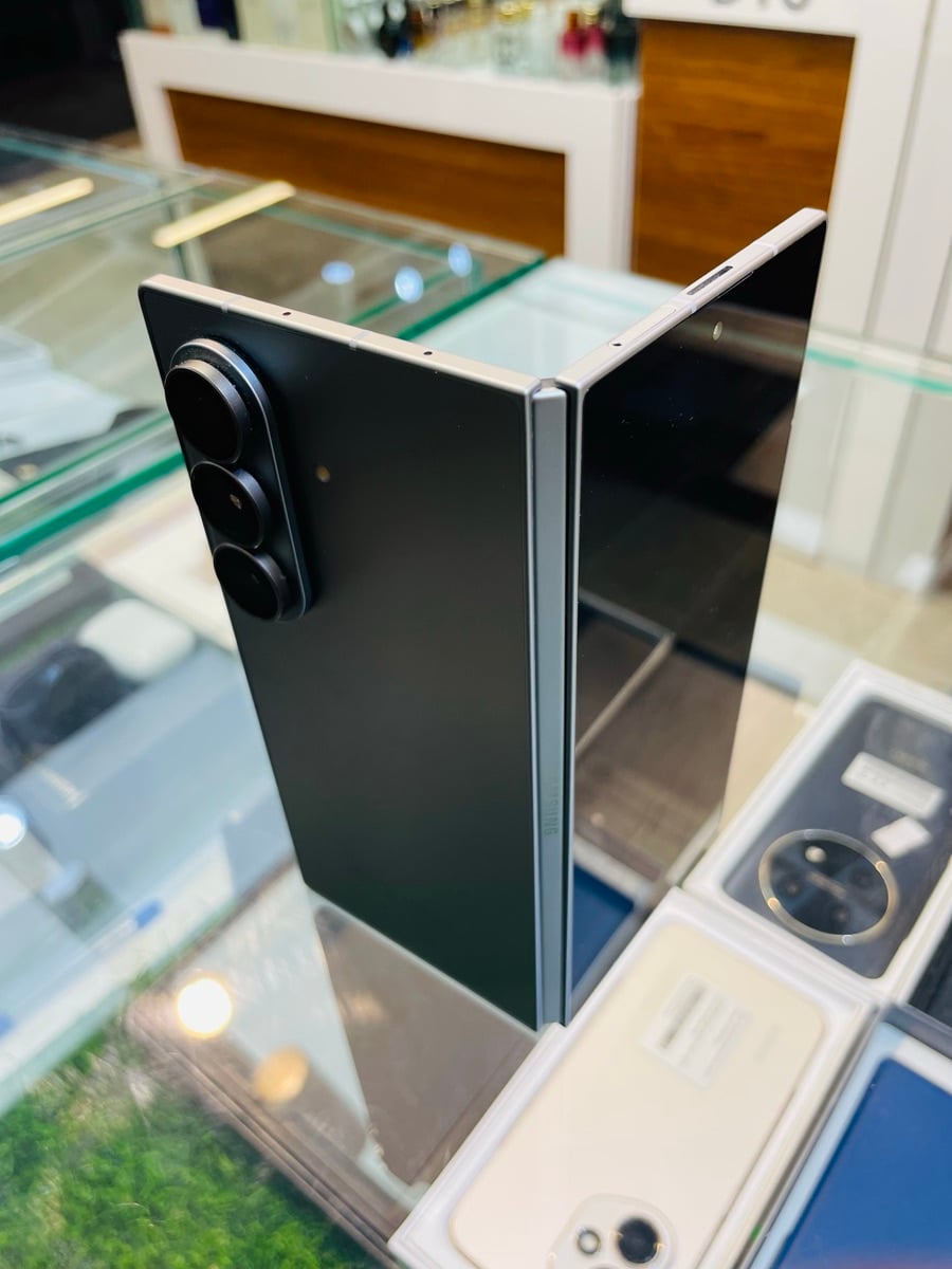 Galaxy Z fold7 - Image 3