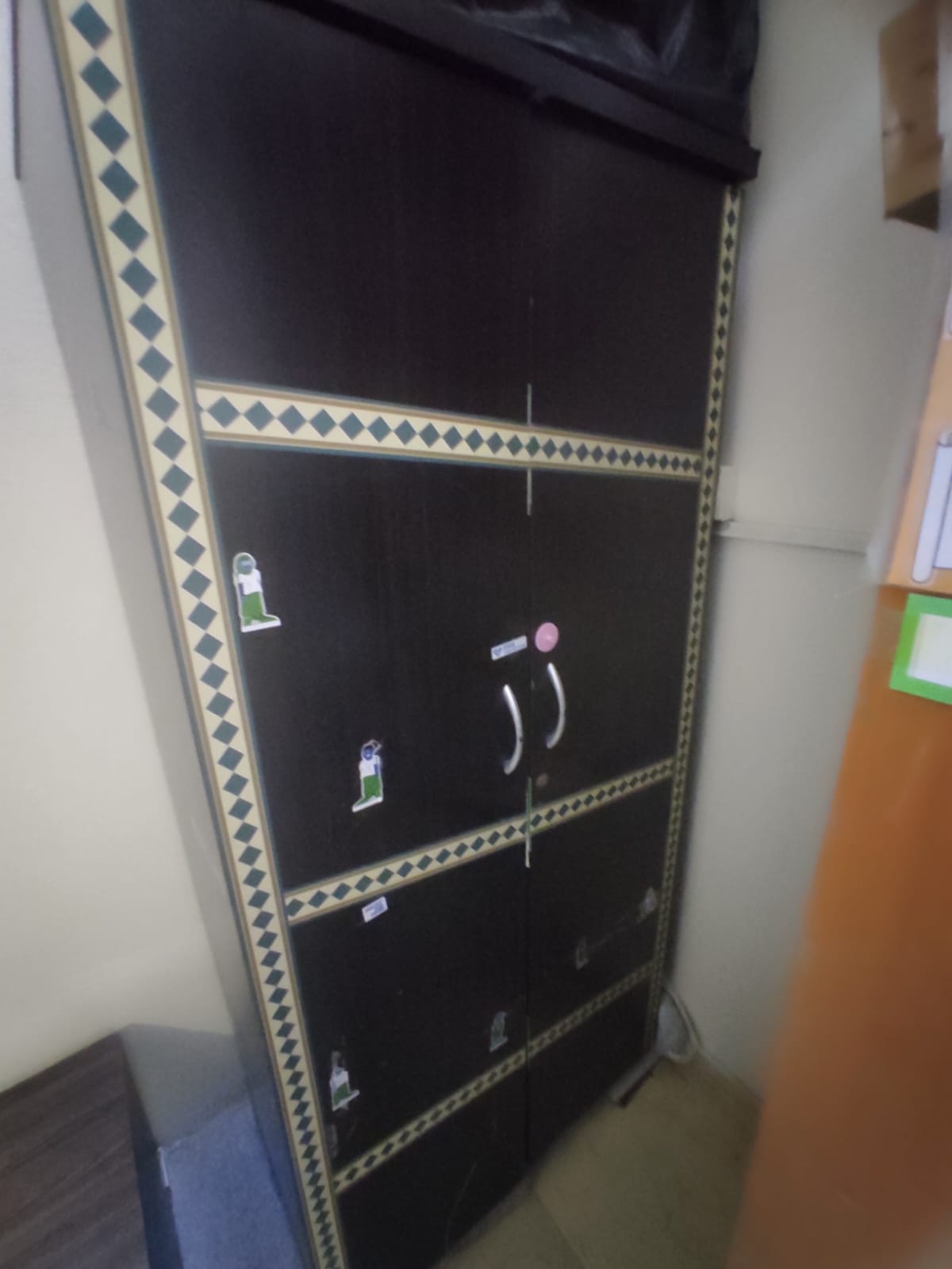 ? CUPBOARD FOR SALE – ? - Image 2