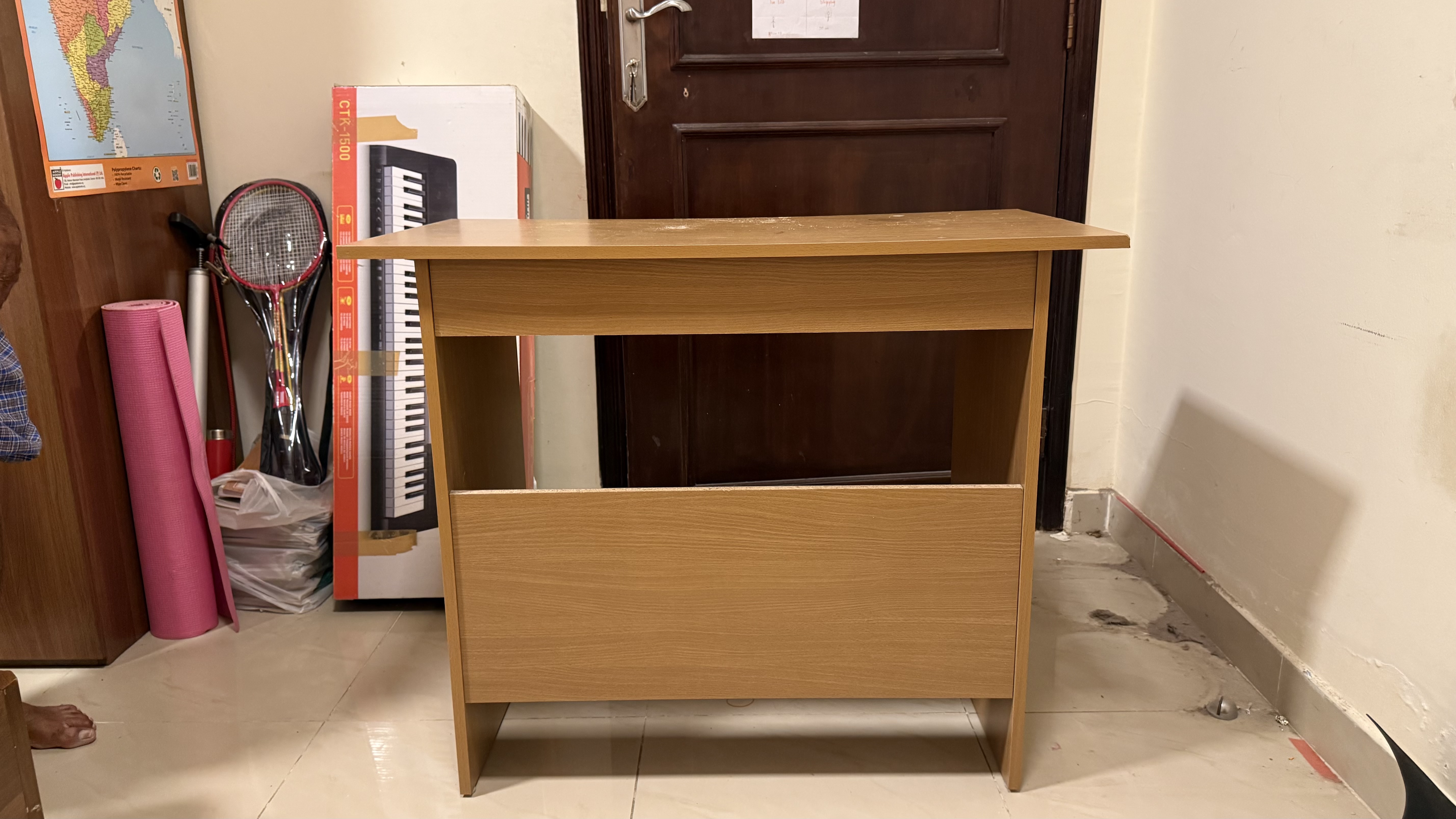 Laptop table  - Image 3