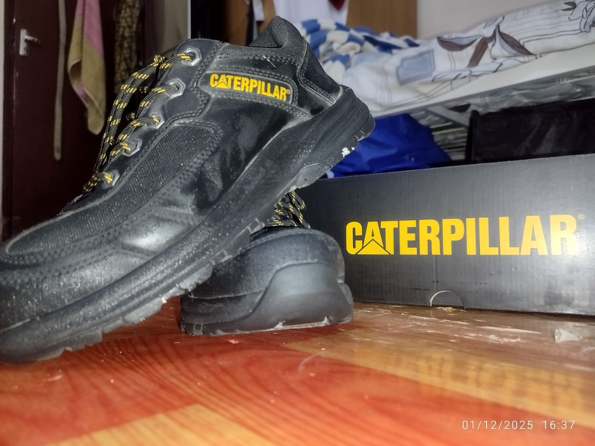 Caterpillar Steel Toe Shoes (safety shoes) - Image 7