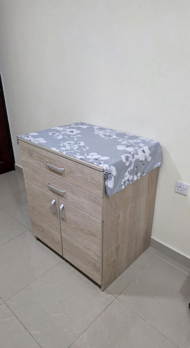 Dressing Table - Image 3