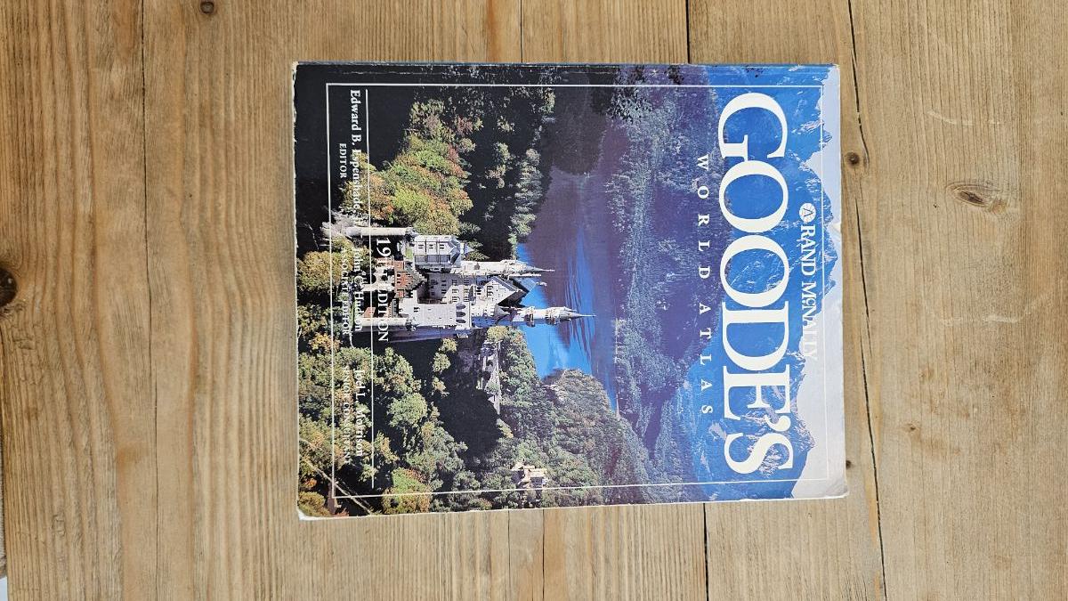 Geography books - Image 9