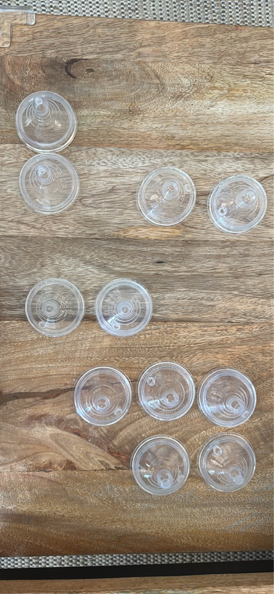 Tommee tippee - bottle teats - Image 1