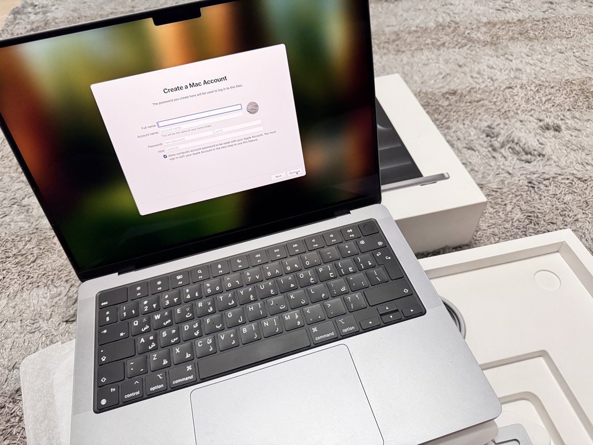 Macbook Pro 14-inch M3 2023 512GB SSD Space Grey - Image 4
