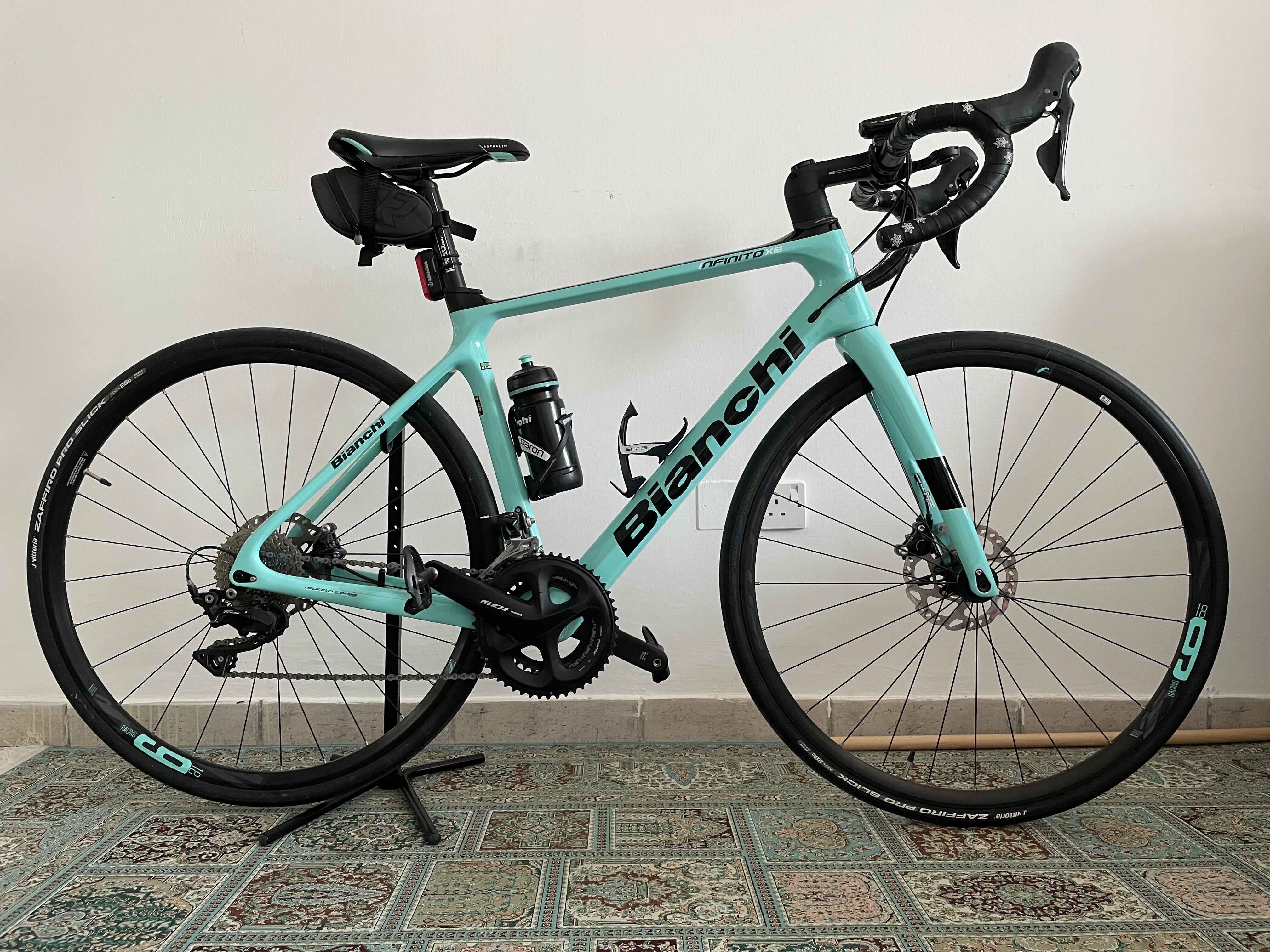 Bianchi Infinito Xe - Shimano 105 Disc - Size 53 - Image 2