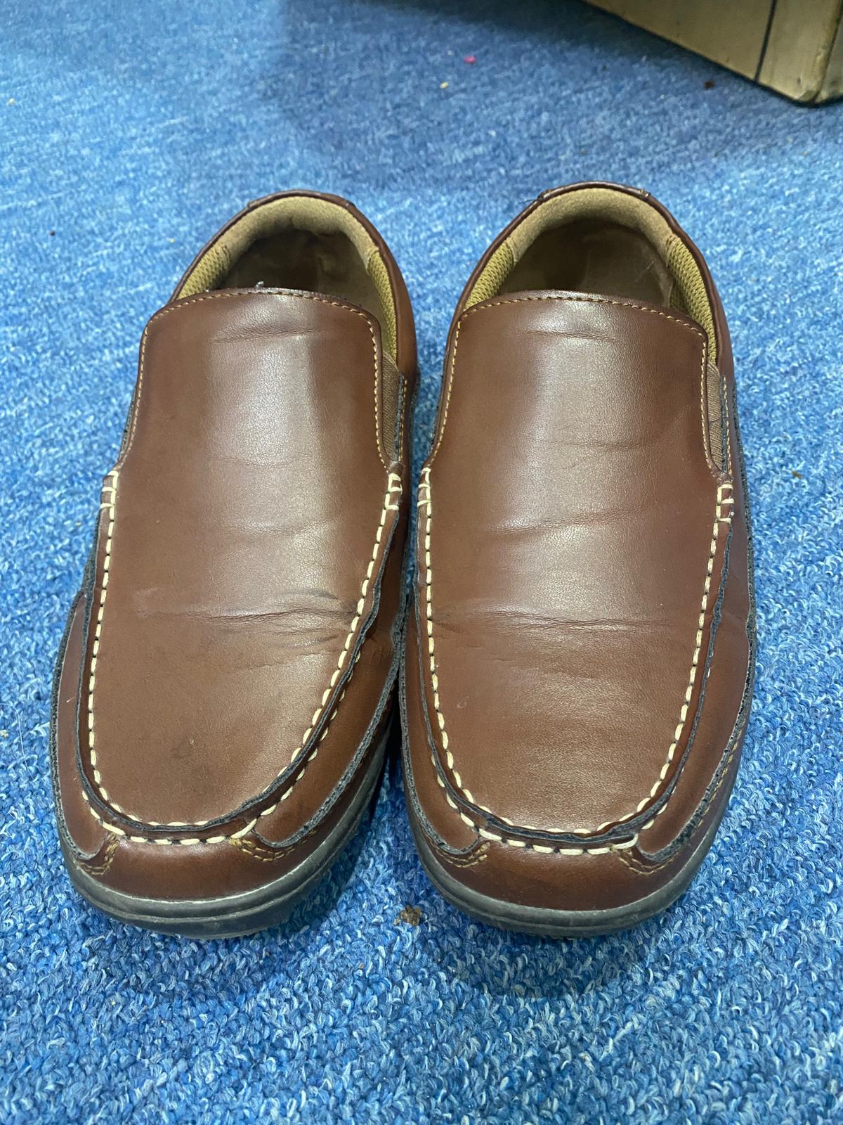 Branded Shoe - Image 2