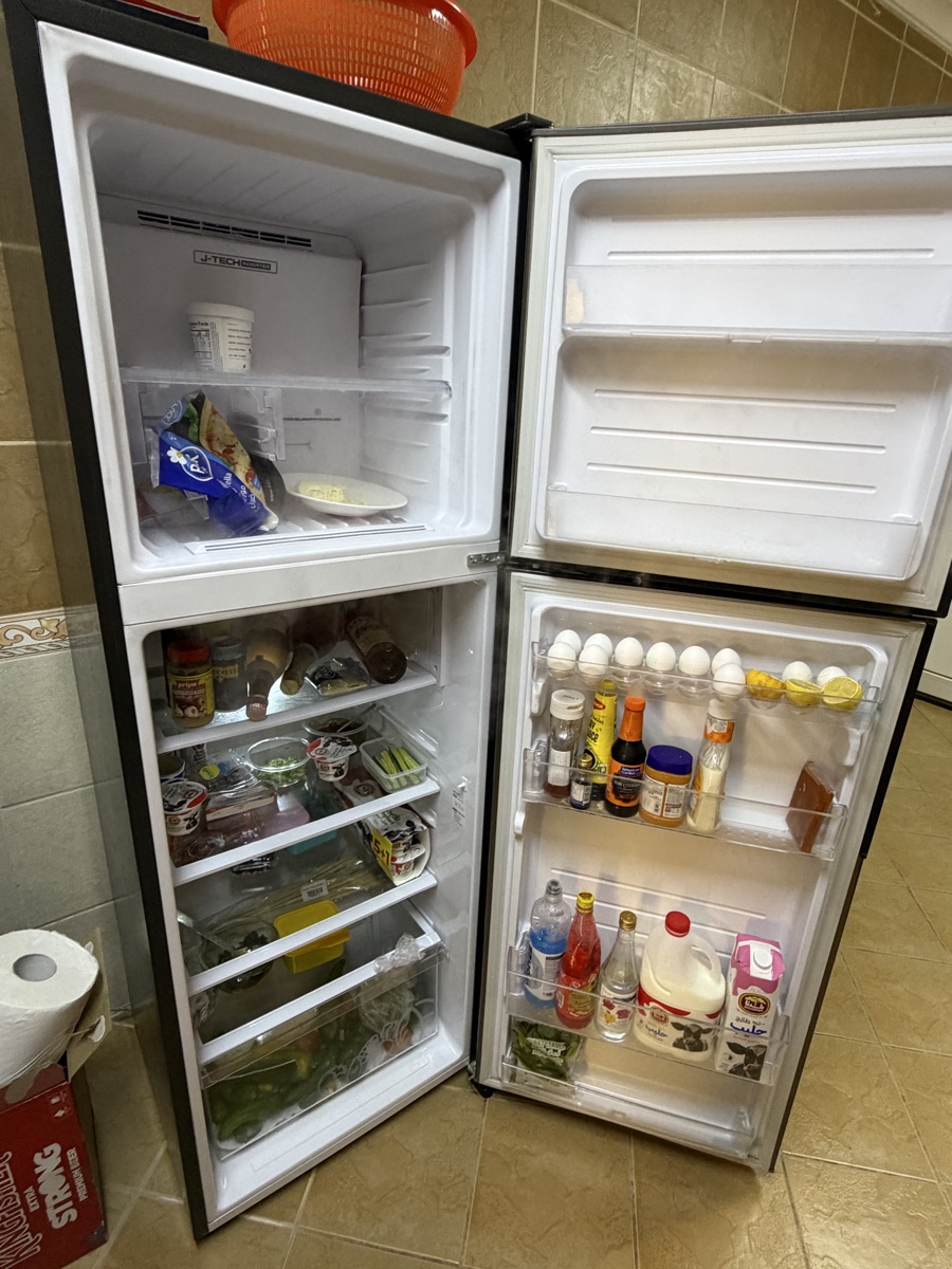 Selling Refrigerator SHARP-315L - Image 2