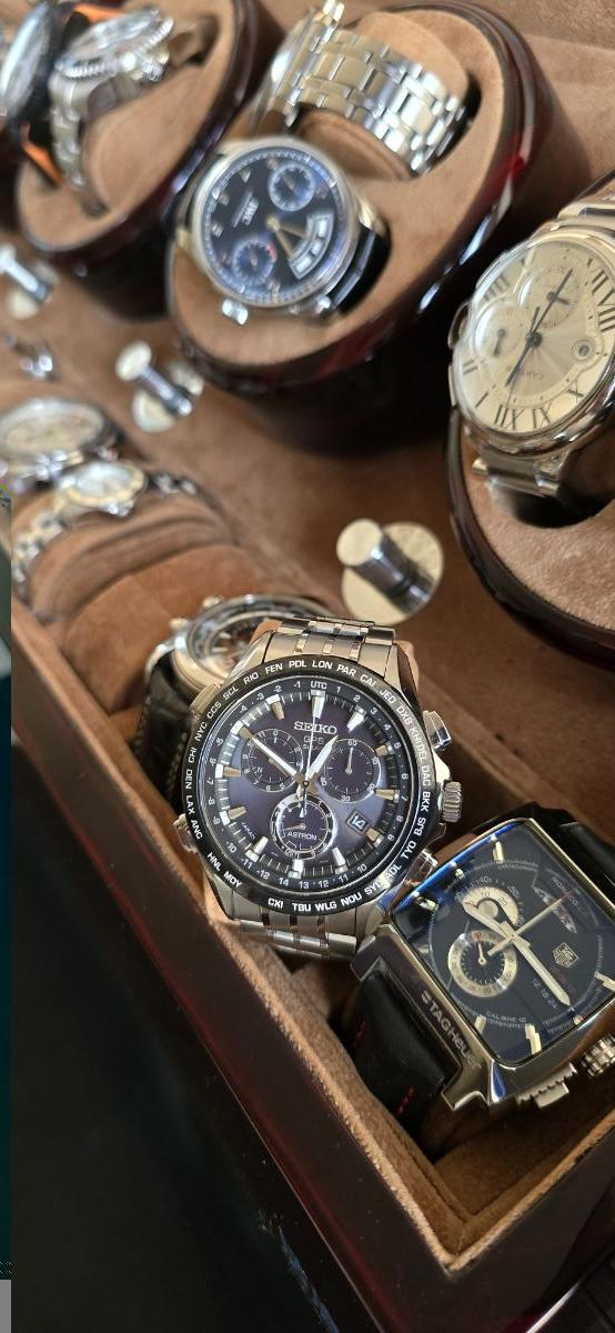 Seiko Astron 8x82 Solar GPS Titanium Watch - Image 4