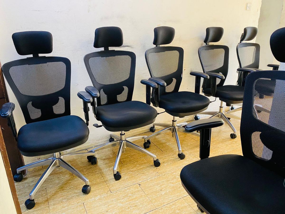 Used office furniture buy and sell in Qatar 55157083 - Image 5
