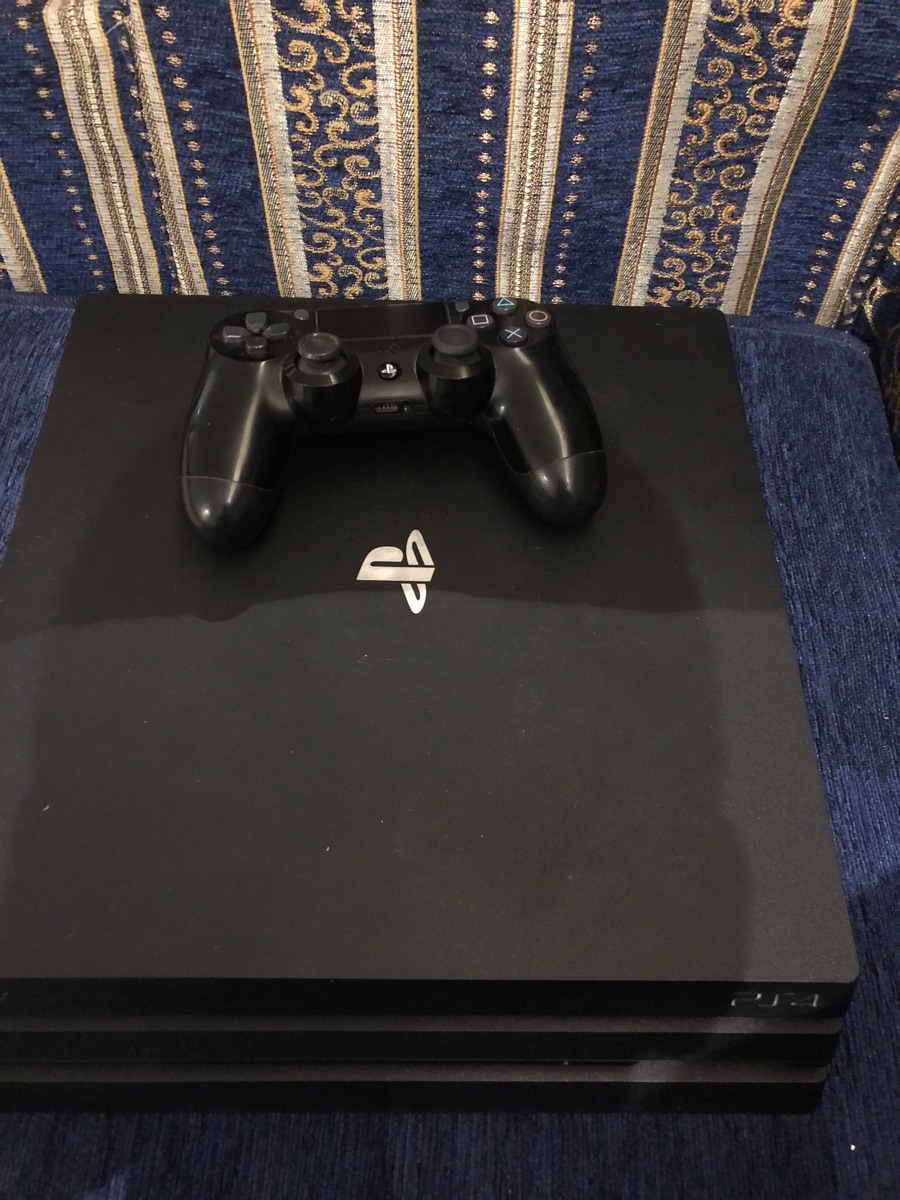 Ps4 pro - Image 1
