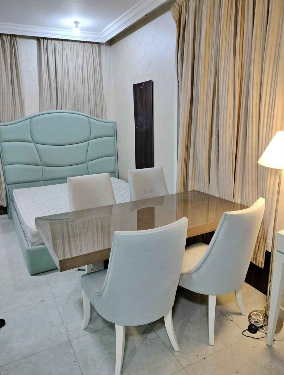 Qatar Airways furniture available - Image 4
