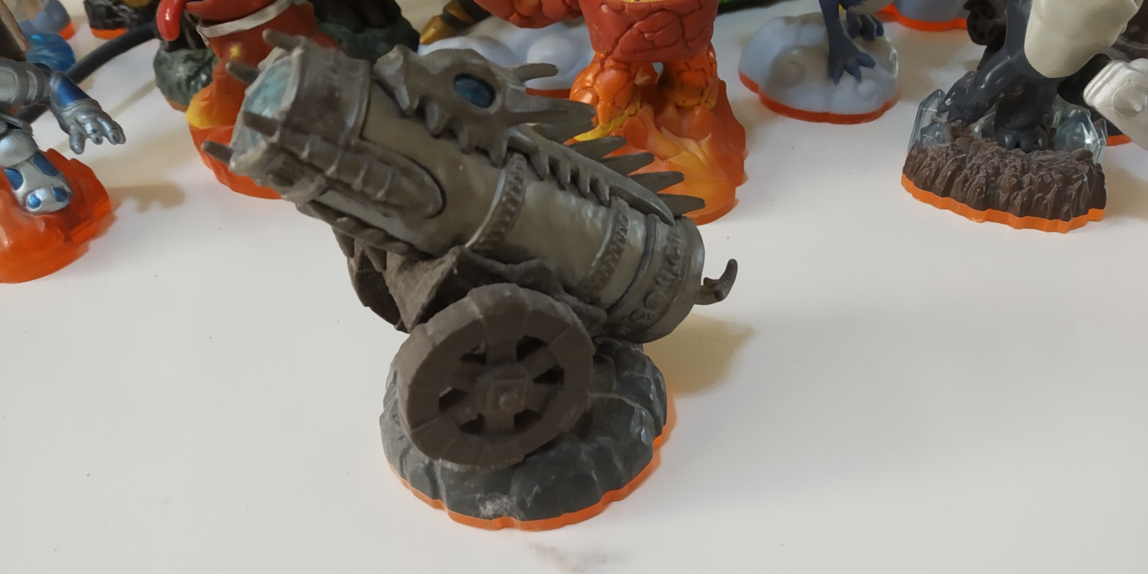 Skylanders Xbox Game, Portal of Power and Figurines - Image 26