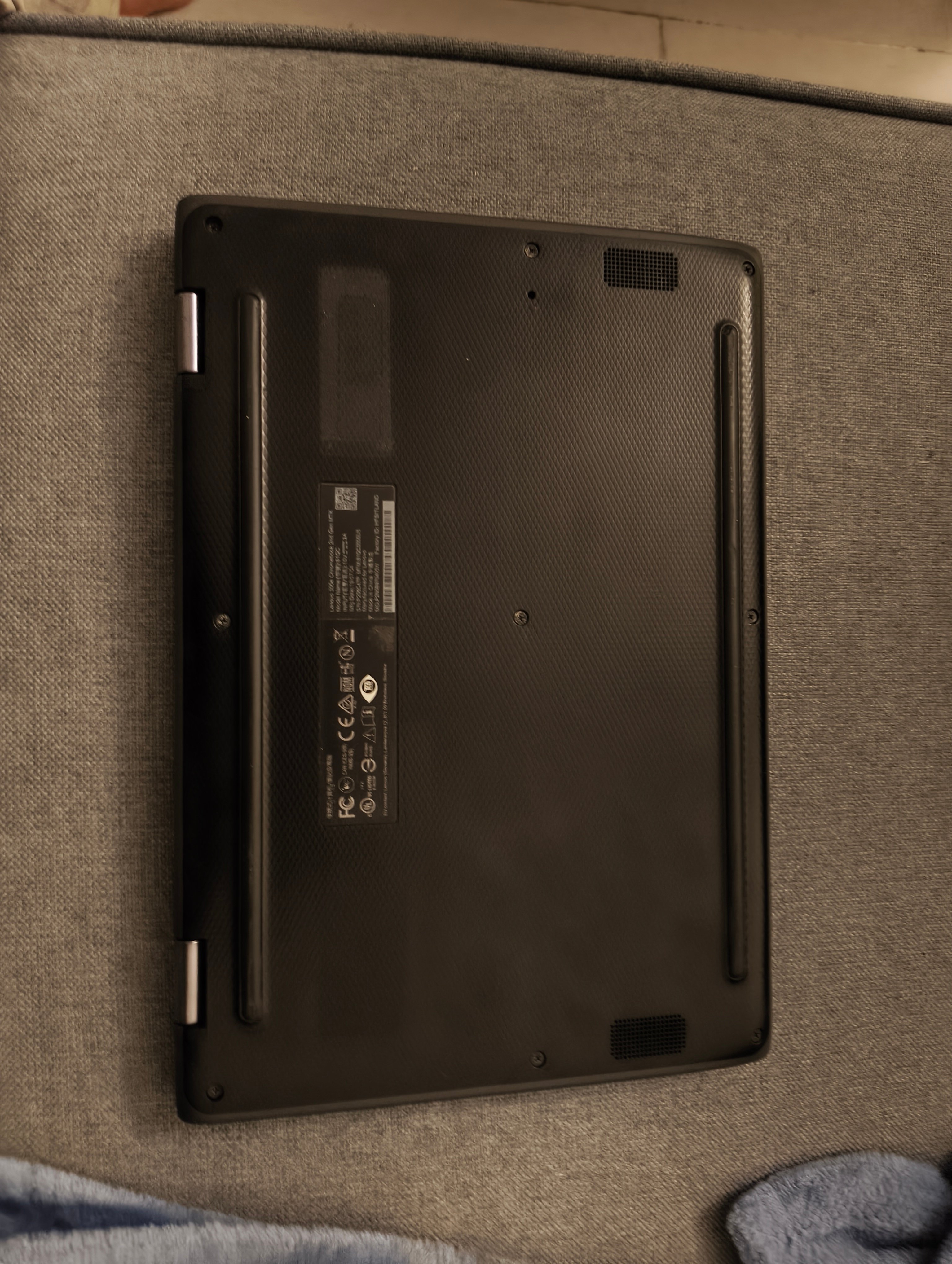 Lenovo Chromebook 300e MTK - Image 4