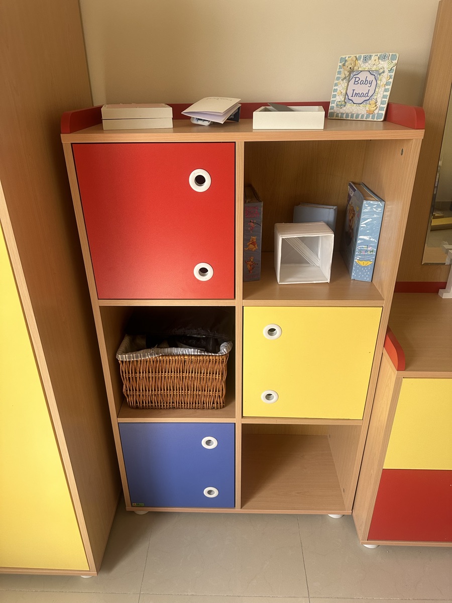 Beds and safes - Image 4