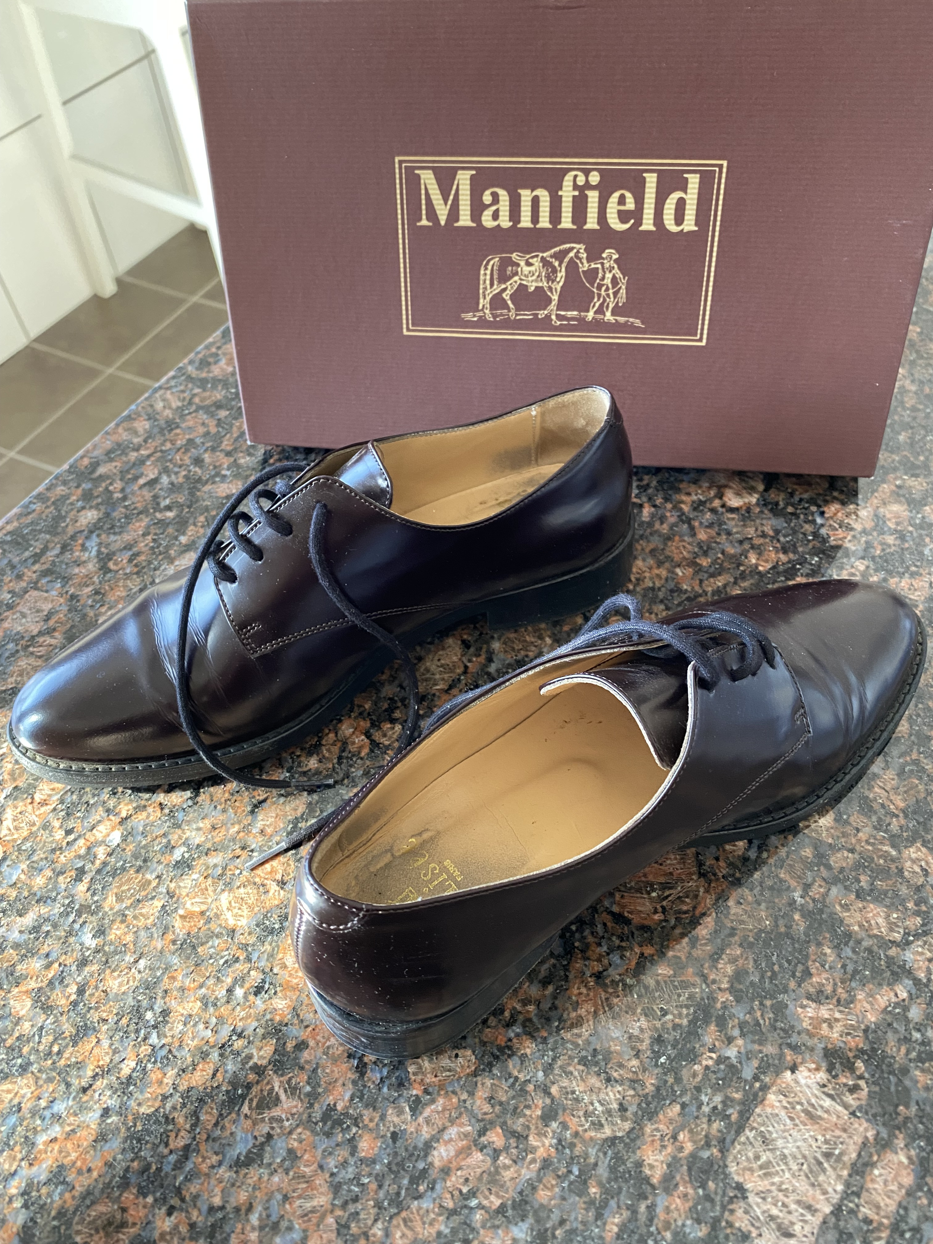 Women's leather shoes - Image 2