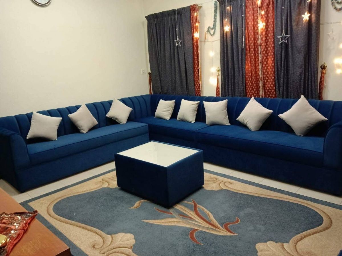 Curtain and sofa - Image 9
