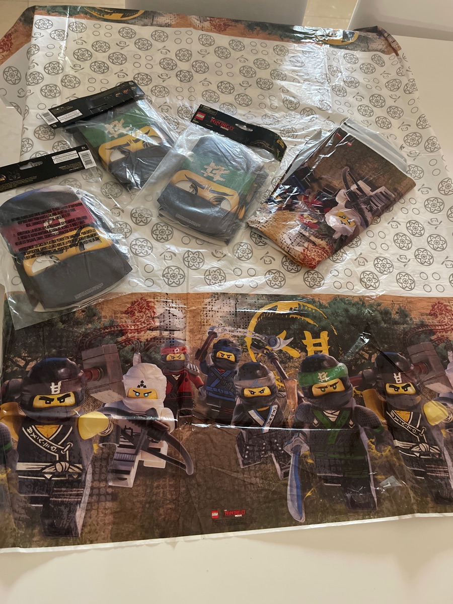 Table cloth x 2 , Lego Ninjago Masks 24 in total. 8 Pieces Per Pack. 3 packs - Image 6