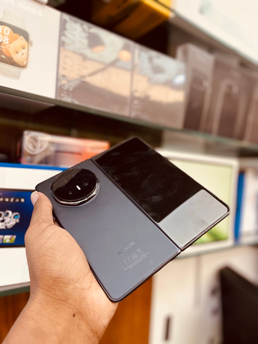 Honor Magic v5 - Image 2