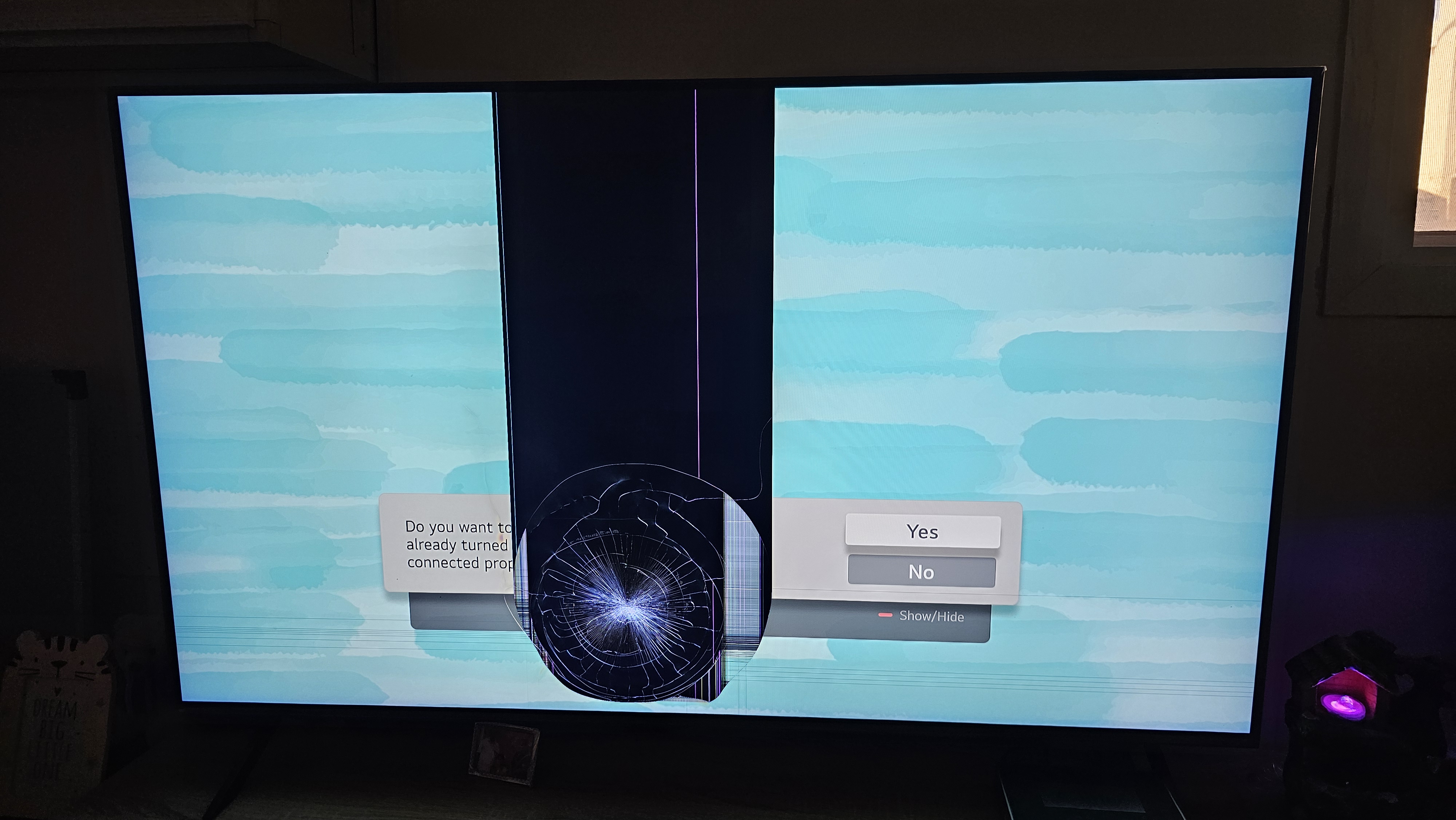 LG QNED 55 inches board only working. Display damaged, with box and remote. - Image 1