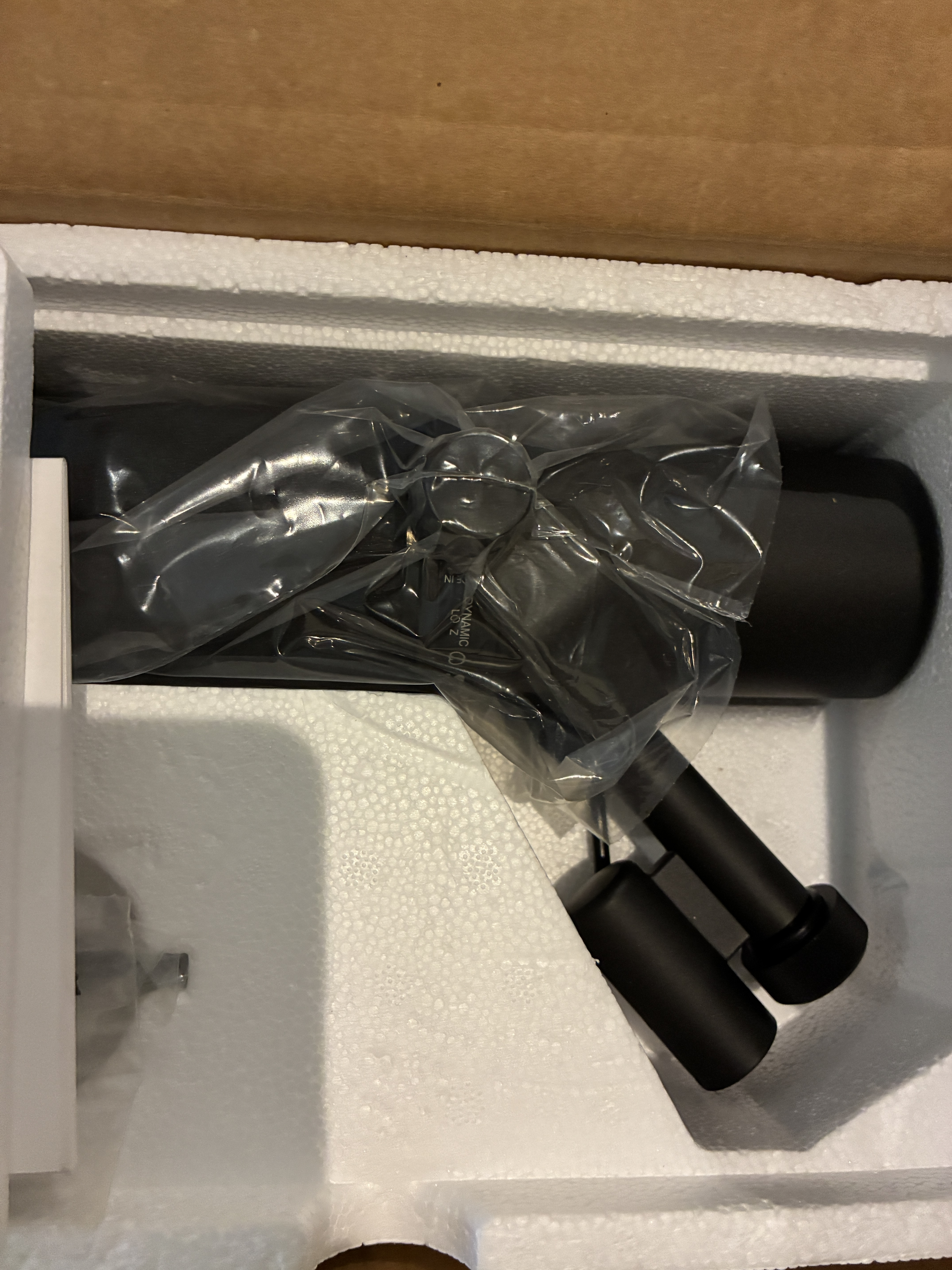 SM7B Vocal XLR Microphone - Image 6