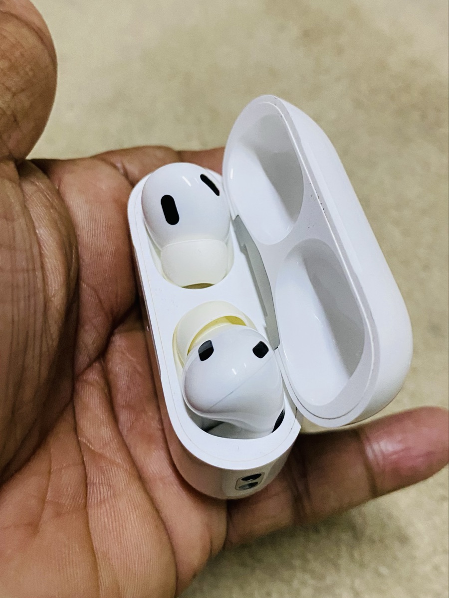 AirPods Pro2 Type-C original 100% viatnam - Image 3