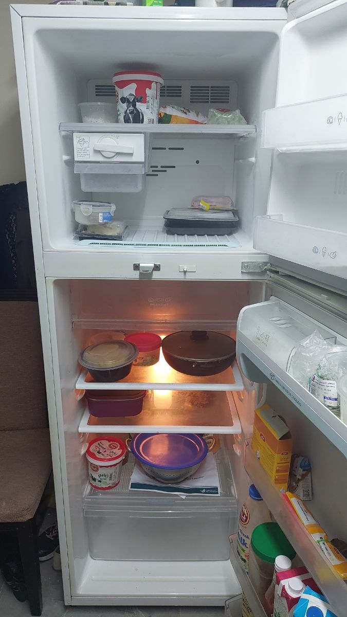 LG double door Refrigerator with good working condition - Image 5