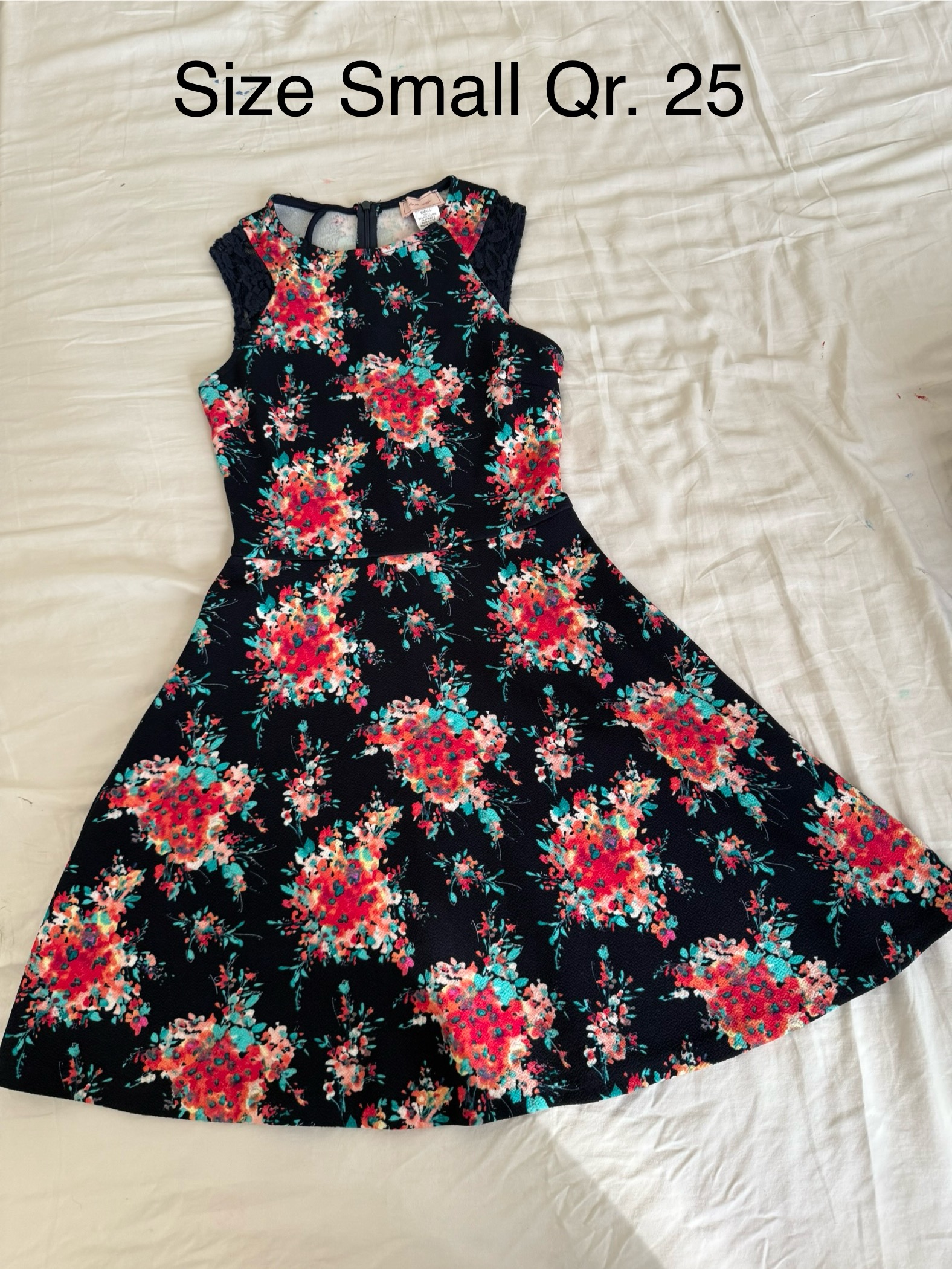 Assorted Branded Woman’s Clothes - Image 5