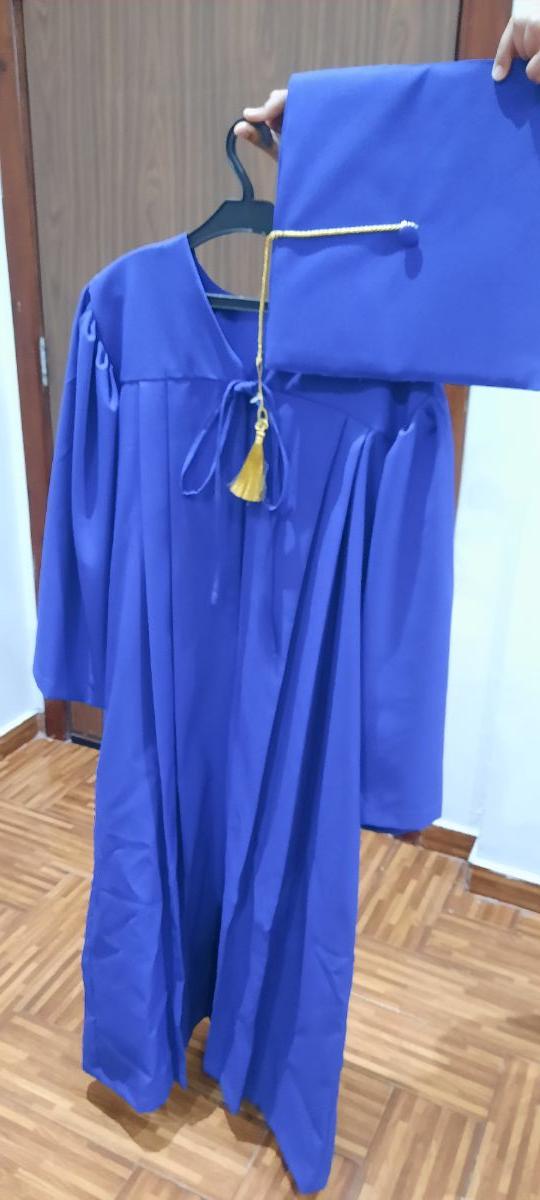 Graduation gaon - Image 3
