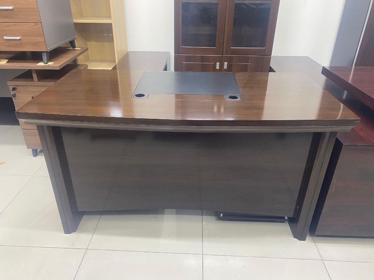 Used office desk study table metting table reception workstation sofa buy sell - Image 2
