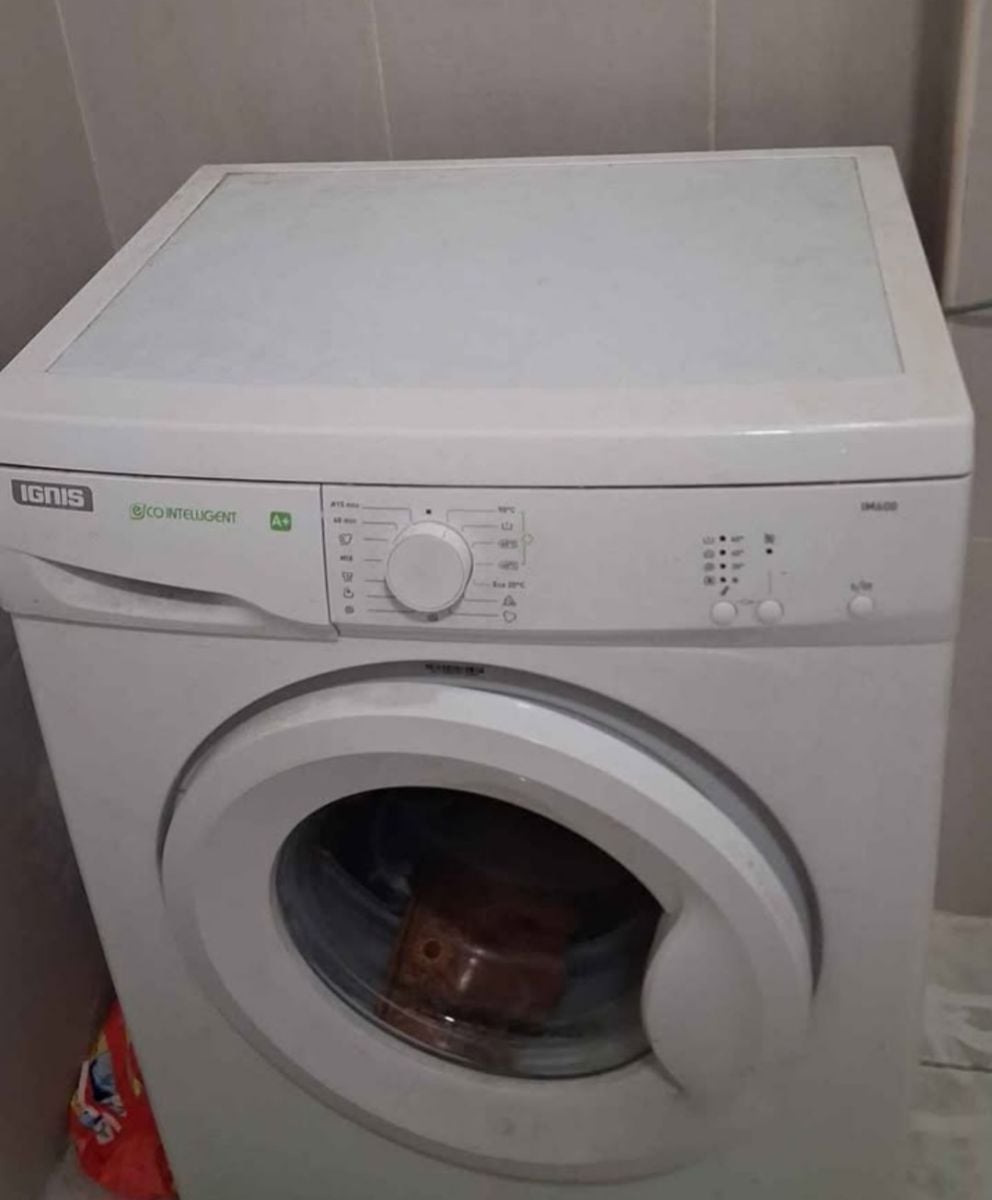Household Items furniture,Cooking stove,Freeze,Washing machine, bed,dreesing table for Urgent Sale (Leaving Country) - Image 2