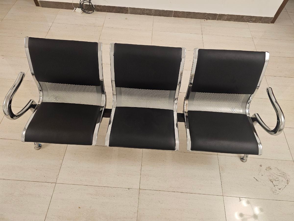 Reception Bench 3-Seat Waiting Room Chairs with Armrest Steel Guest Chair Reception Chair for Office - Image 1