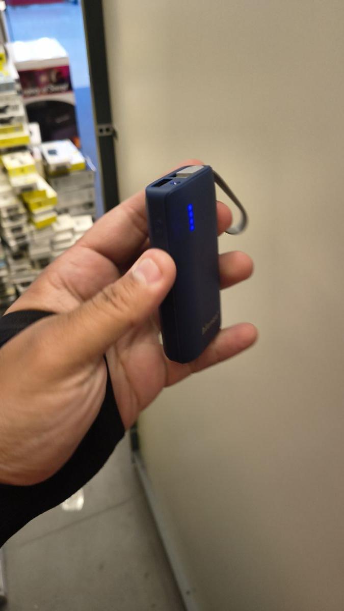 Hitage power bank 5000mAh - Image 8