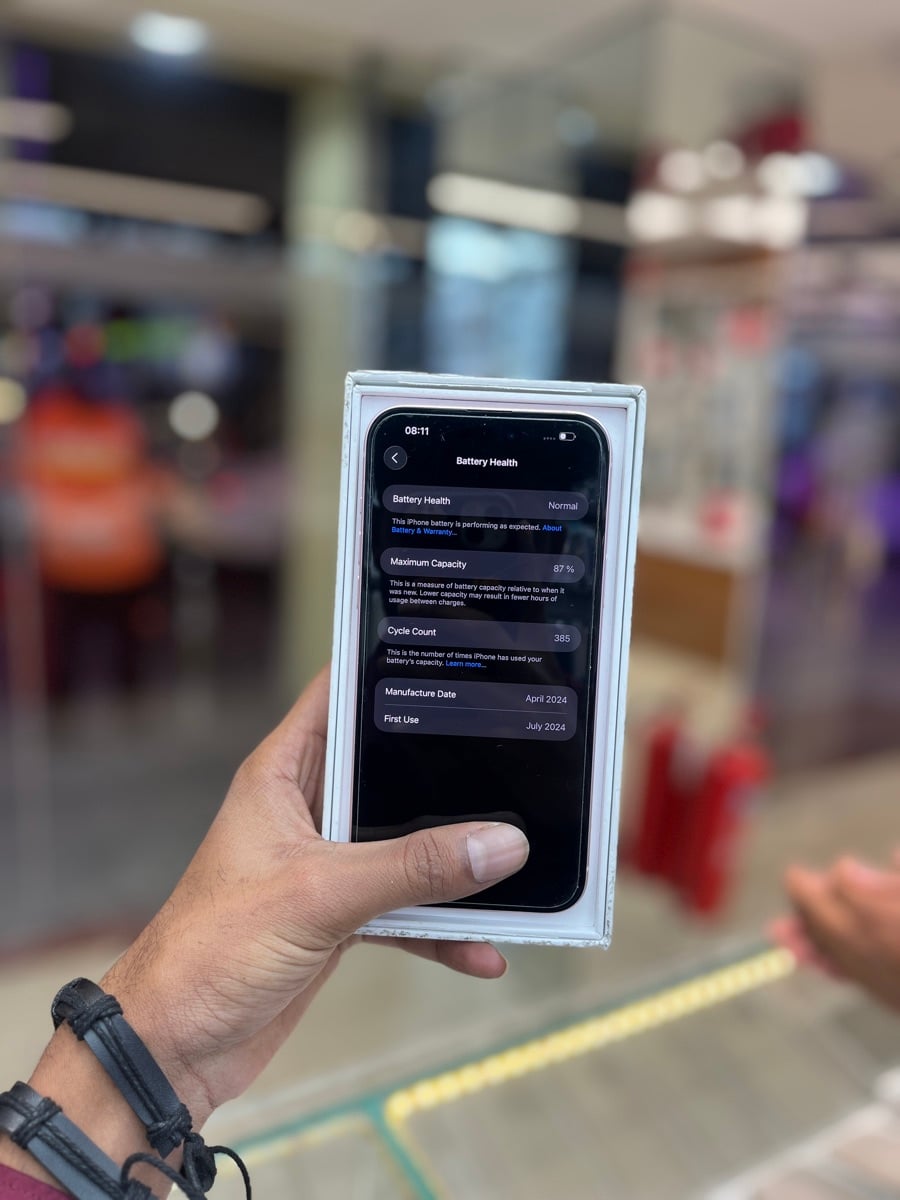 I phone 15 plus - Image 1