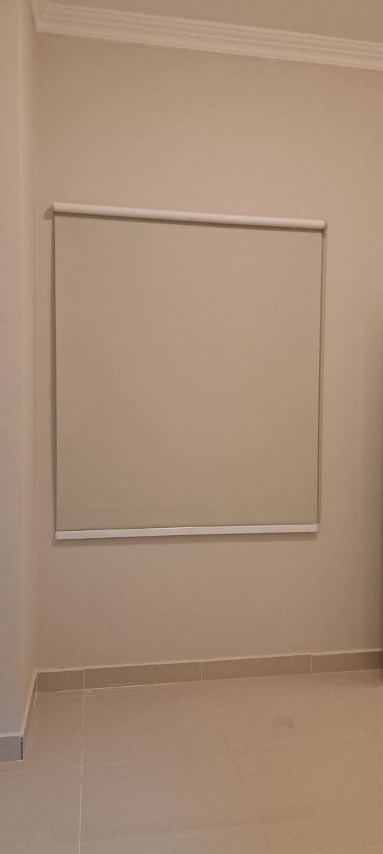 Curtain - Image 3