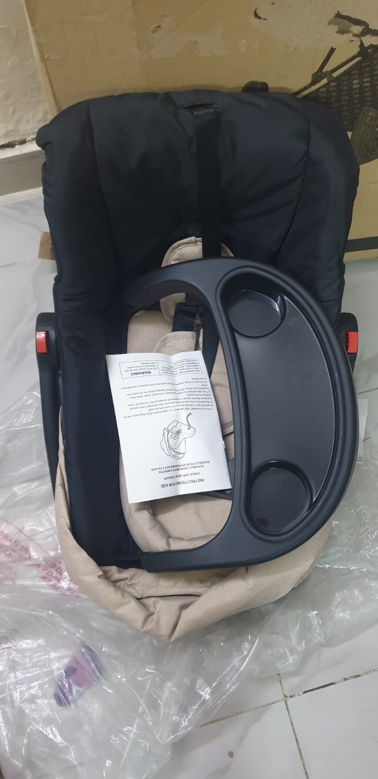 Baby Sit Car Chair -  New  - Image 2