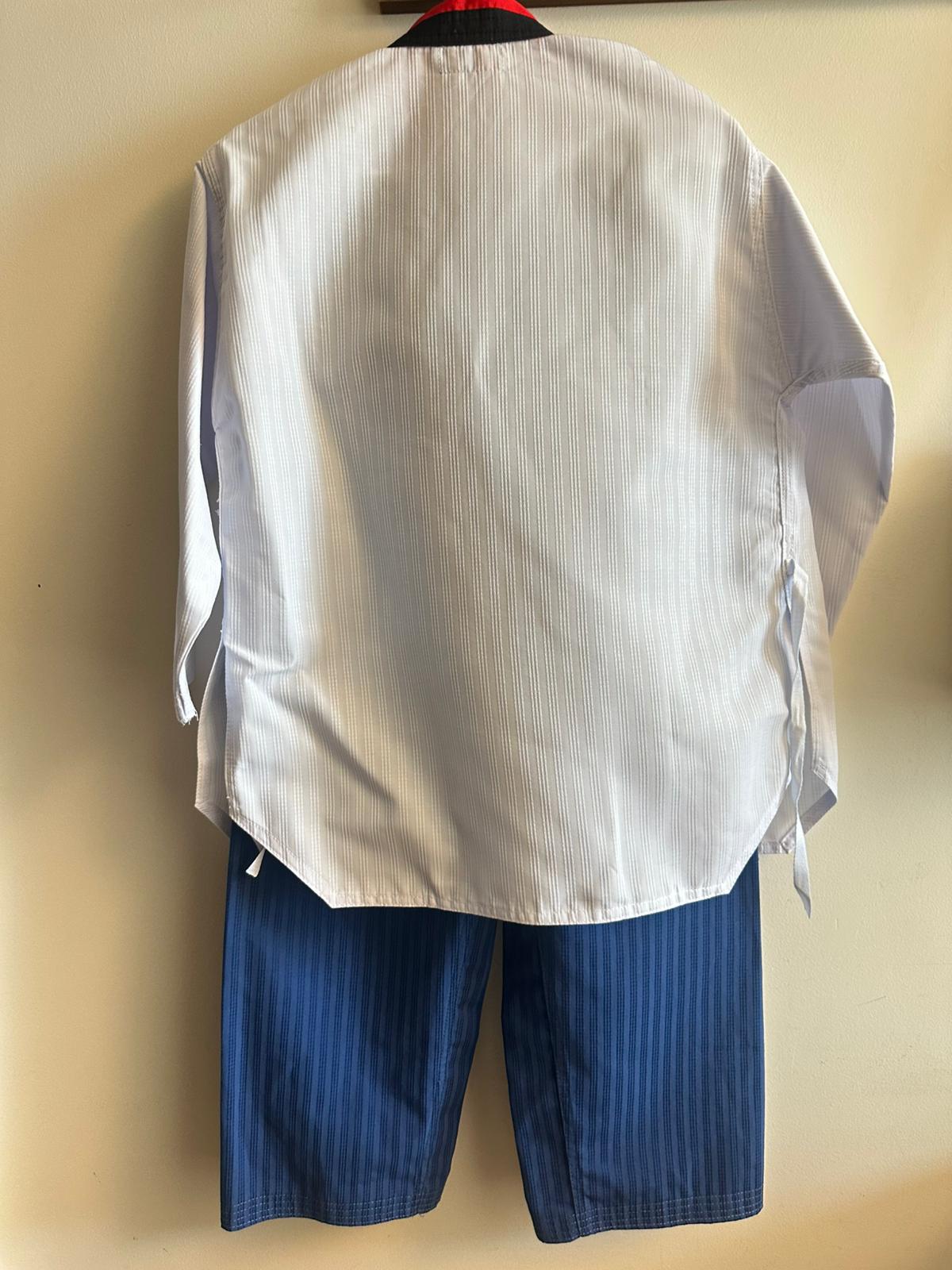 Brand new black belt uniform - Image 3