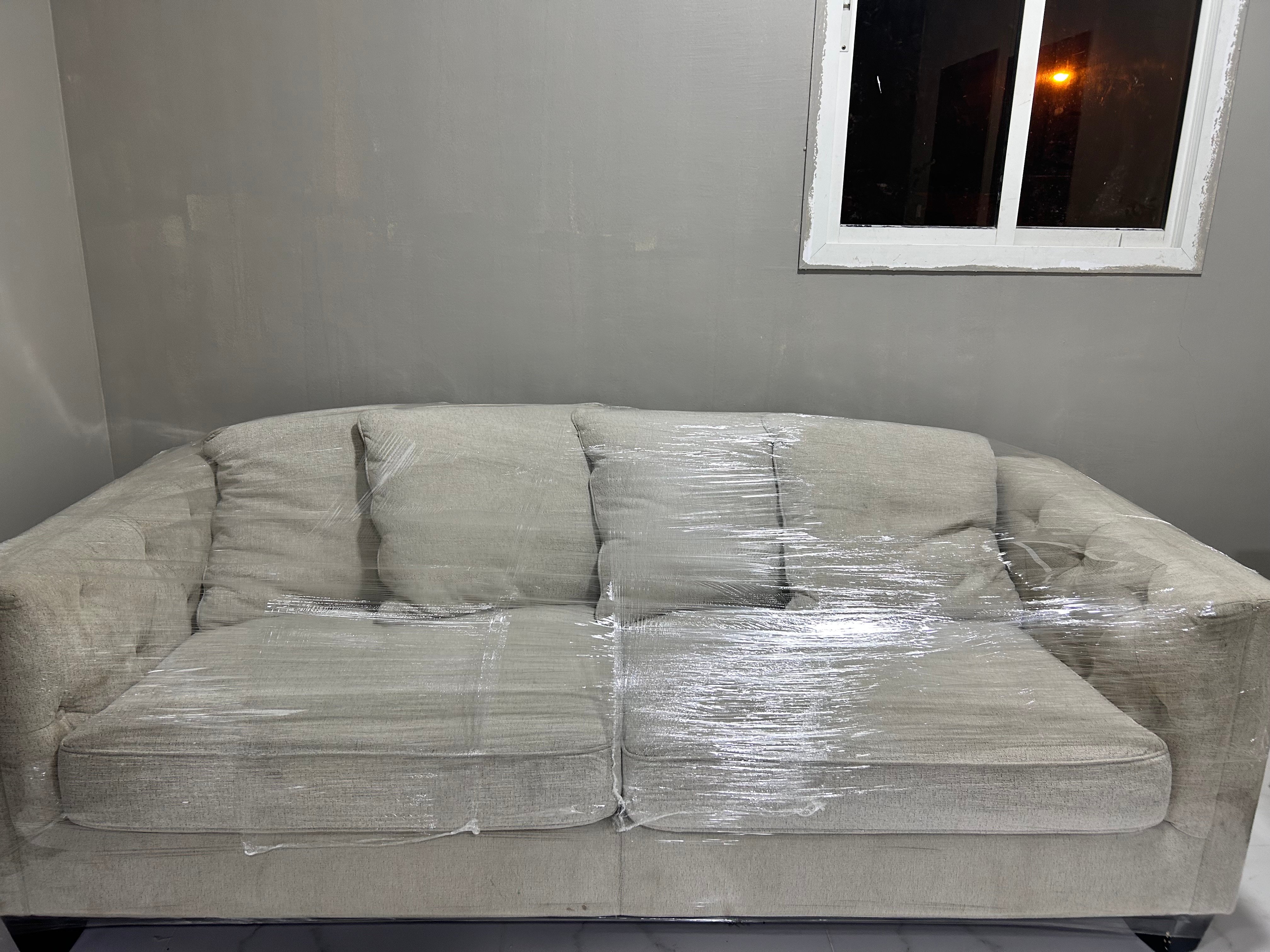 Sofa in good condition  - Image 3