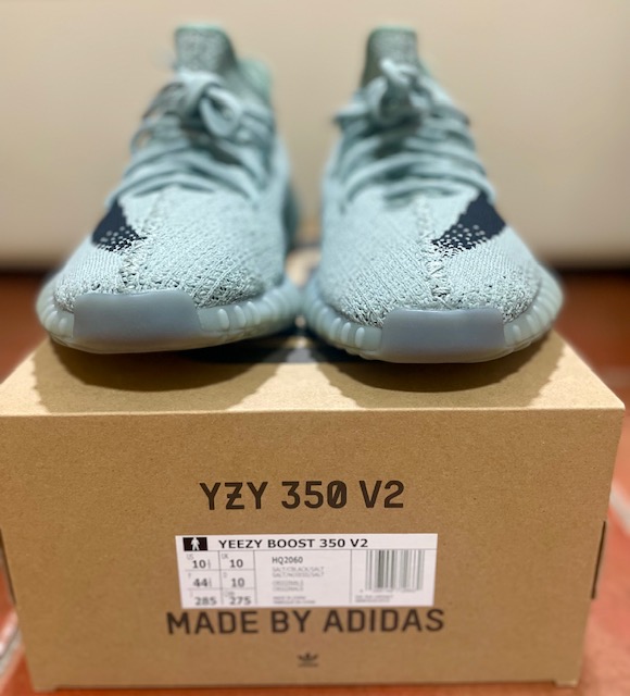 Brand new Yeezys - US mens' size 10.5 - Image 5