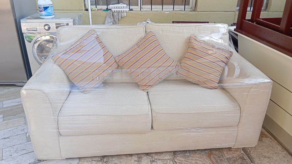 Qatar Airways Furniture available - Image 9