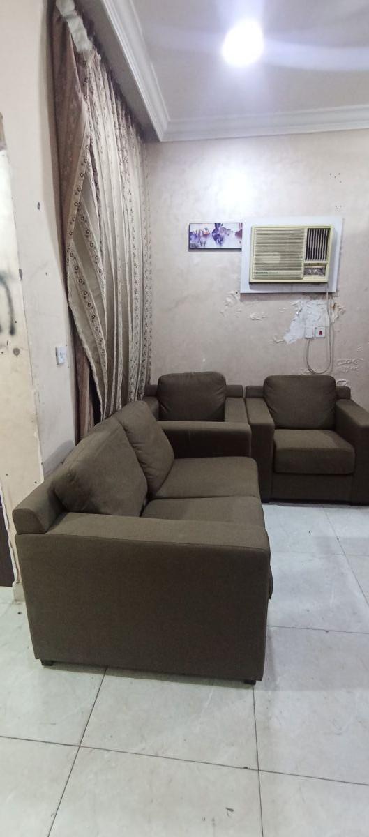 Qatar Airways Furniture available - Image 4
