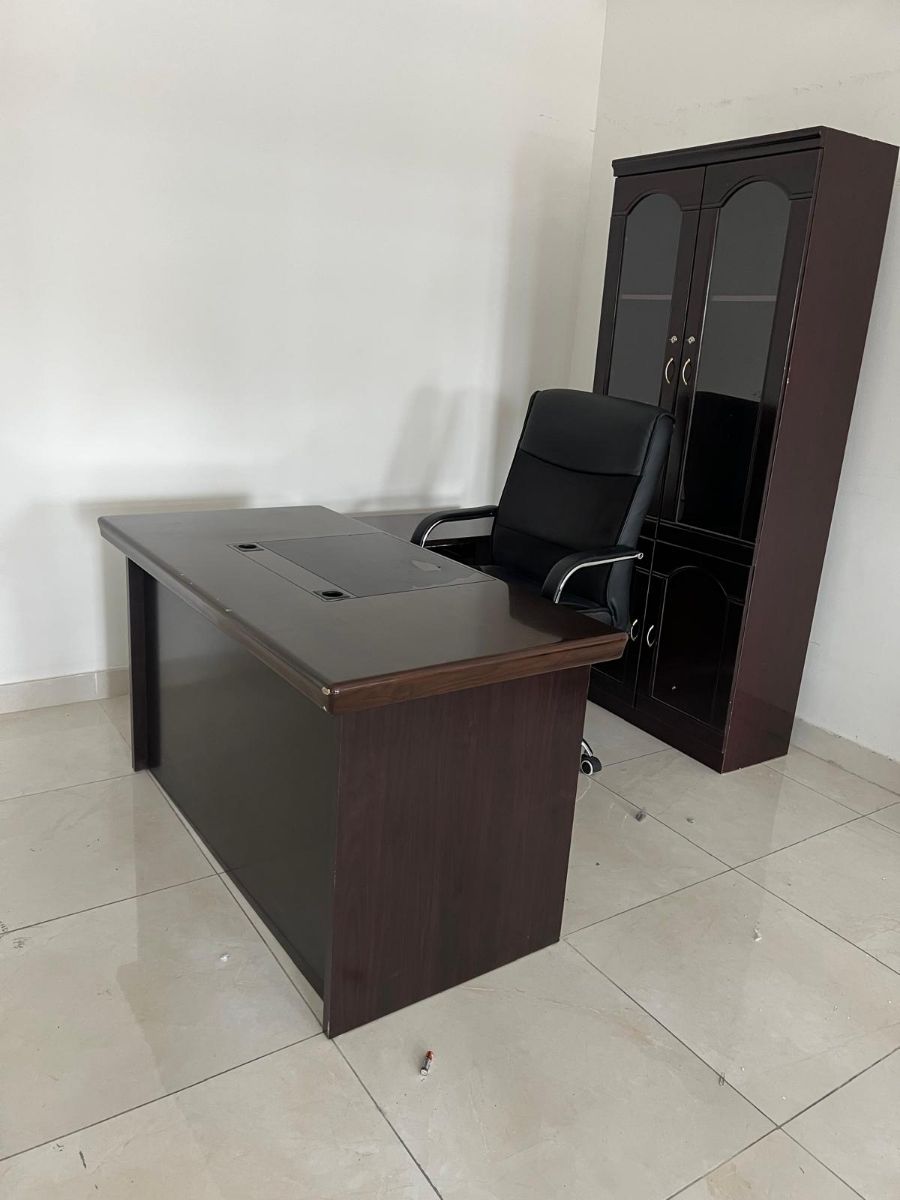 Used office furniture buy and selling 33740365 - Image 17