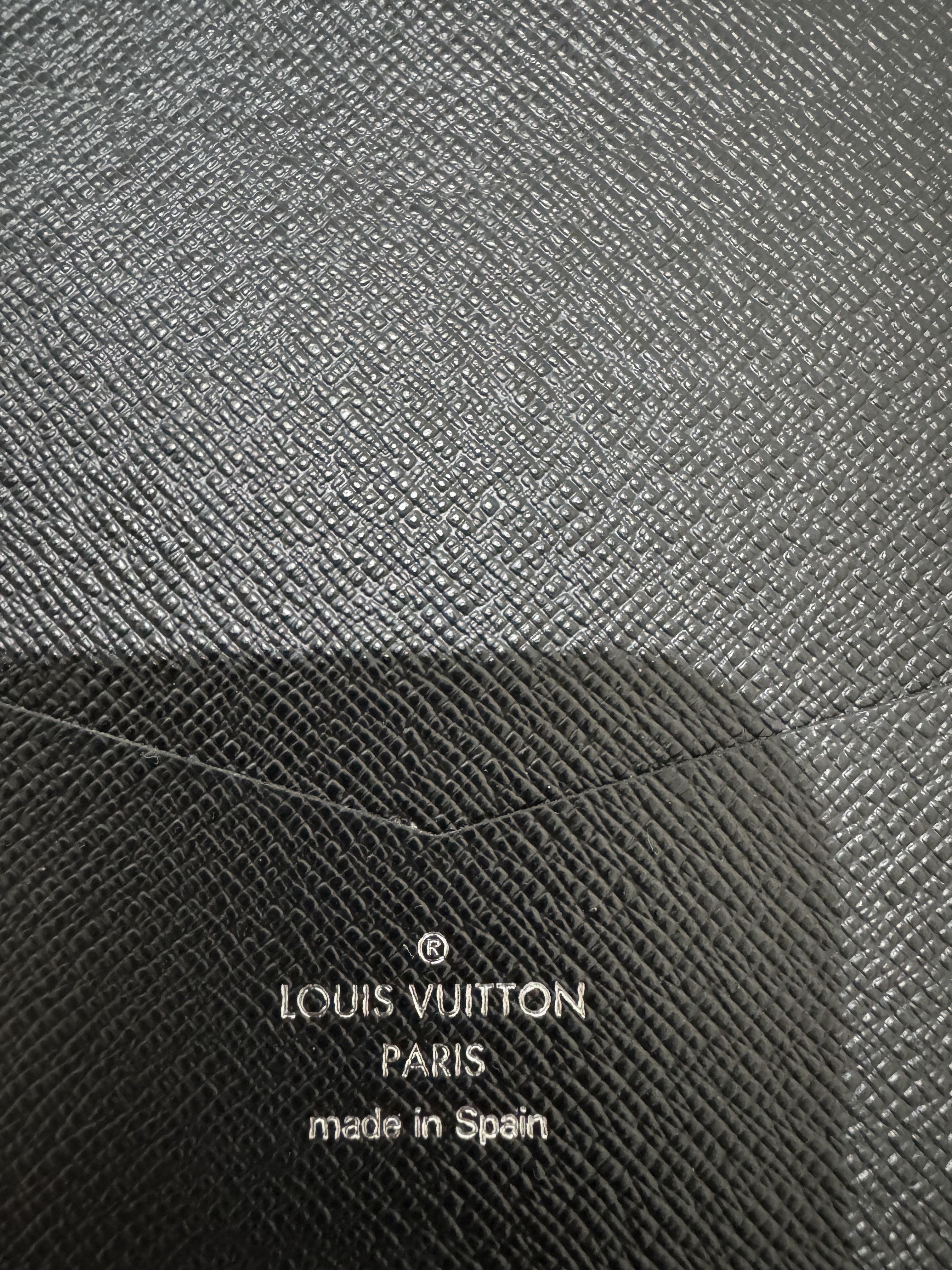Ipad & Louis Vuitton case - Image 6
