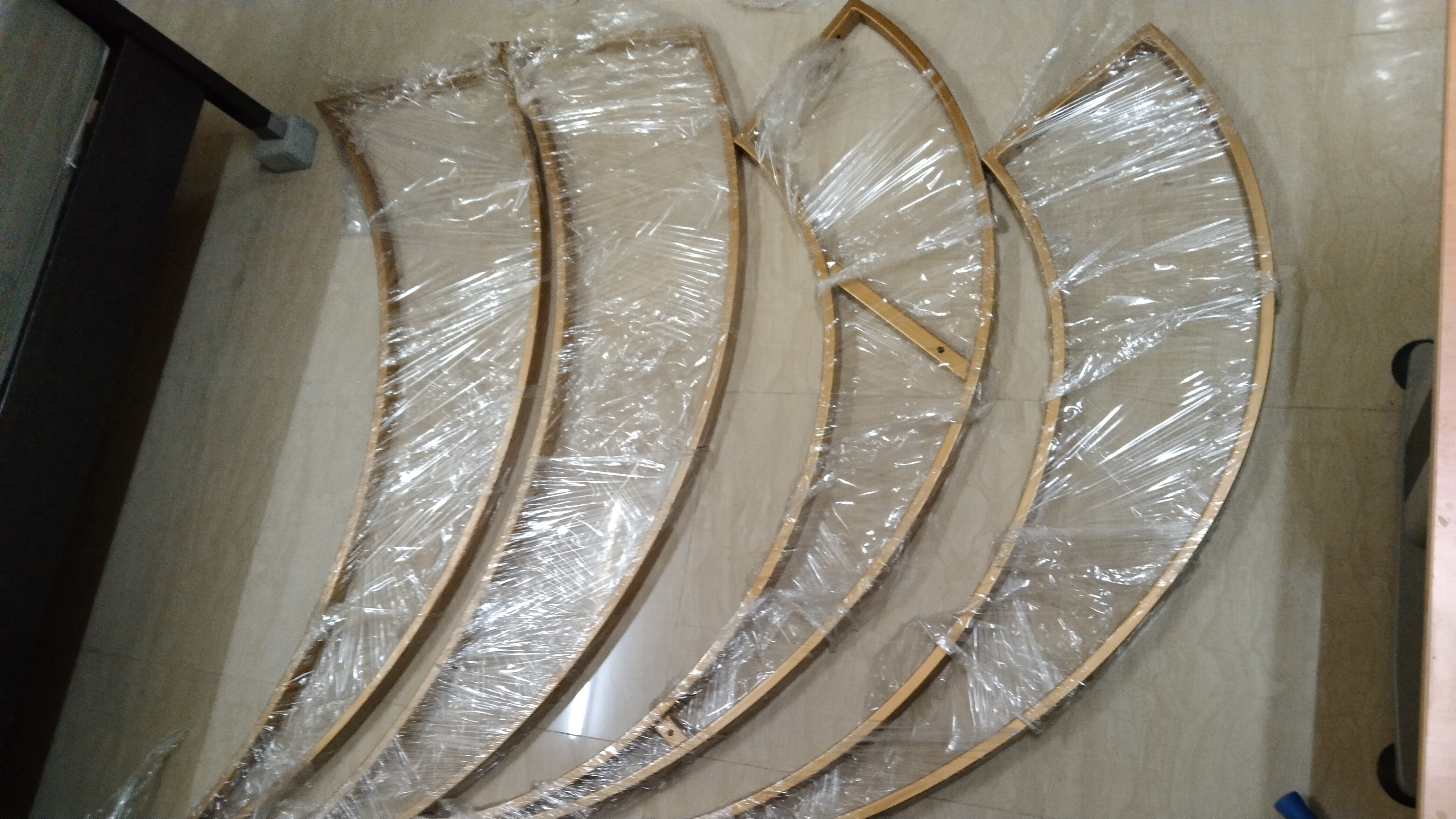 FOR SALE - DECOR ITEM SETS (NEW) & FLOWERS (USED) AS PER THE PICTURE - Image 14
