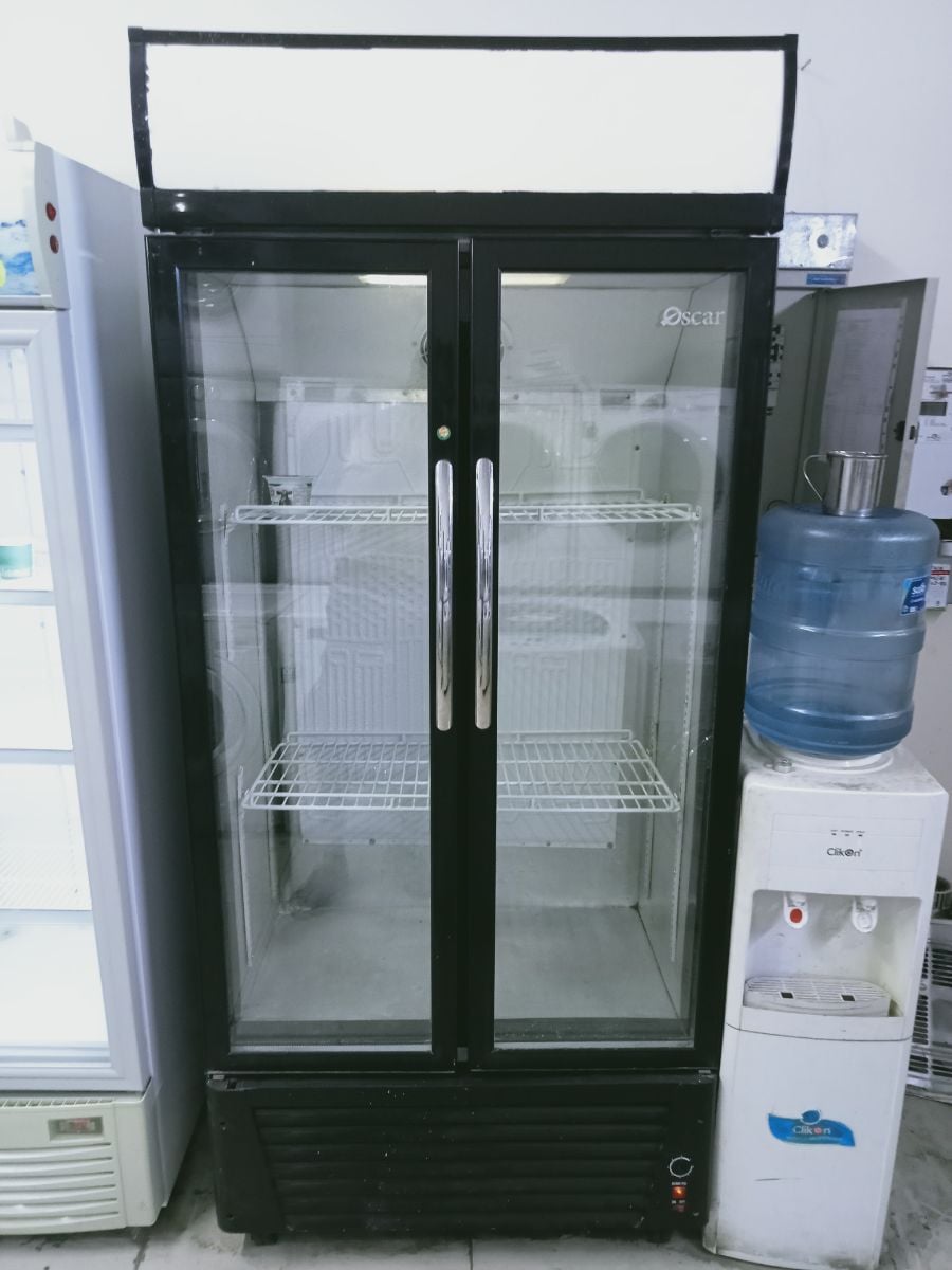 Double door chillar available for sale - Image 1